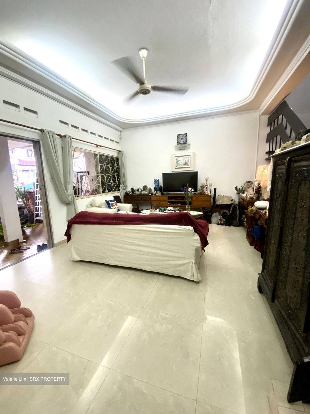 Golden Hill Estate (D19), Terrace #448314641